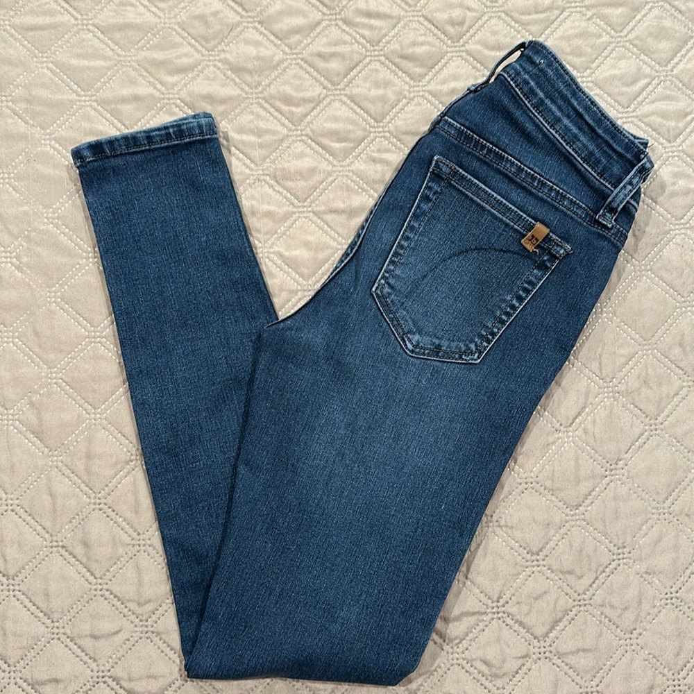 Joe’s Skinny Jean.